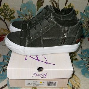 Blowfish sneakers olive green